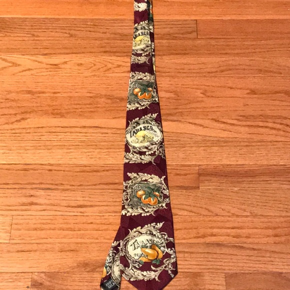 Tabasco Men’s 100% Silk Tie Maroon Tan With Fruit - Picture 3 of 6